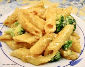 Penne with Cheesy Broccoli